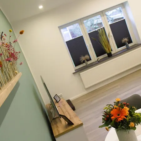 Luett Nest In Hunde Sind Herzlich Willkommen *